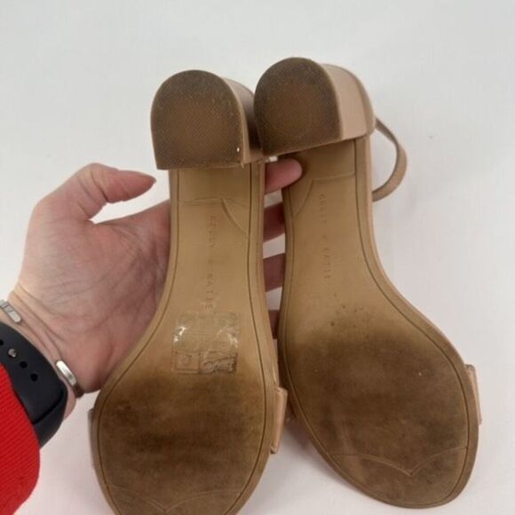 Kelly & Katie Hailee Nude Pump T Strap Sandals Size 8.5 - Picture 7 of 10